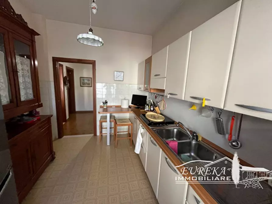 Immagine 3 di Appartamento in vendita  in VIA ROMA a Castiglione Del Lago