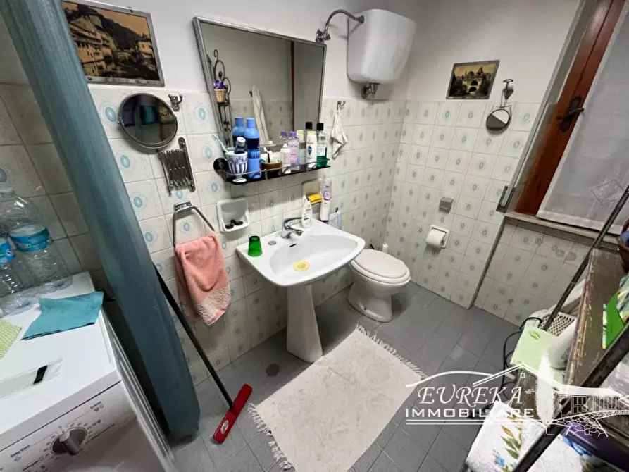 Immagine 7 di Appartamento in vendita  in VIA ROMA a Castiglione Del Lago