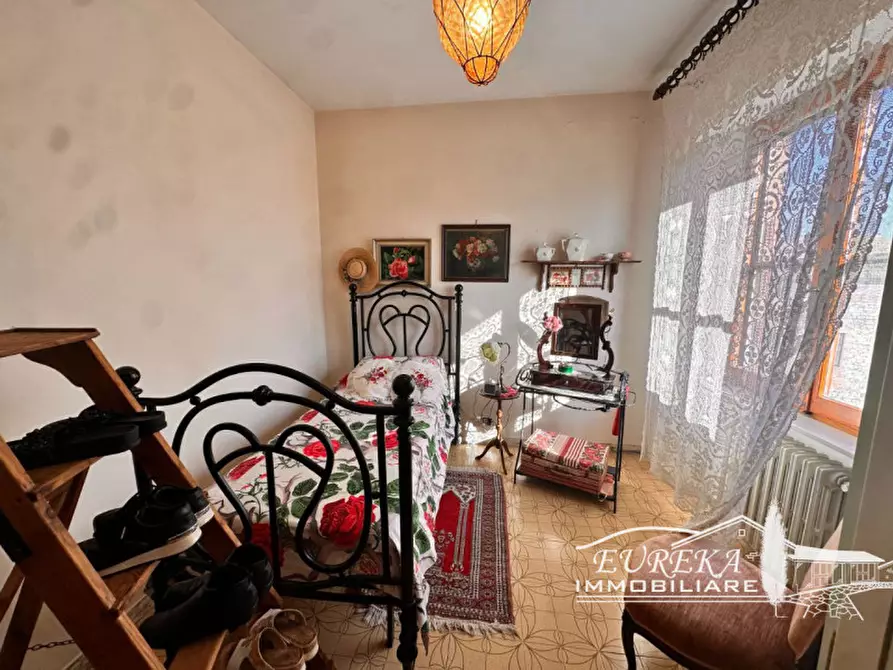 Immagine 10 di Appartamento in vendita  in VIA ROMA a Castiglione Del Lago