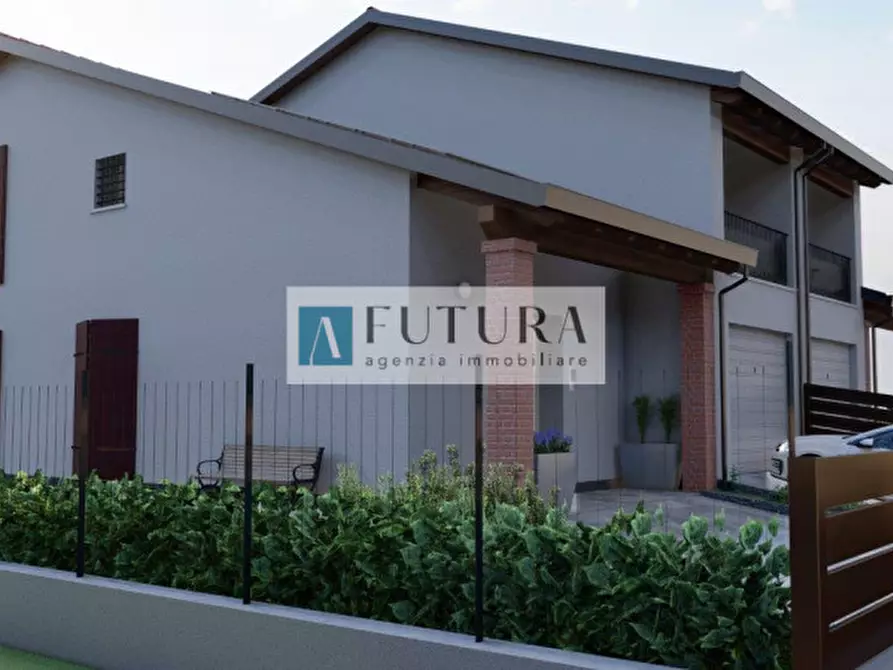 Immagine 9 di Casa bifamiliare in vendita  in via stadio a Torri Di Quartesolo