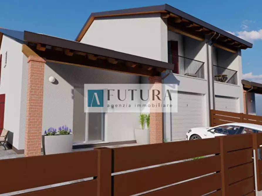 Immagine 10 di Casa bifamiliare in vendita  in via stadio a Torri Di Quartesolo