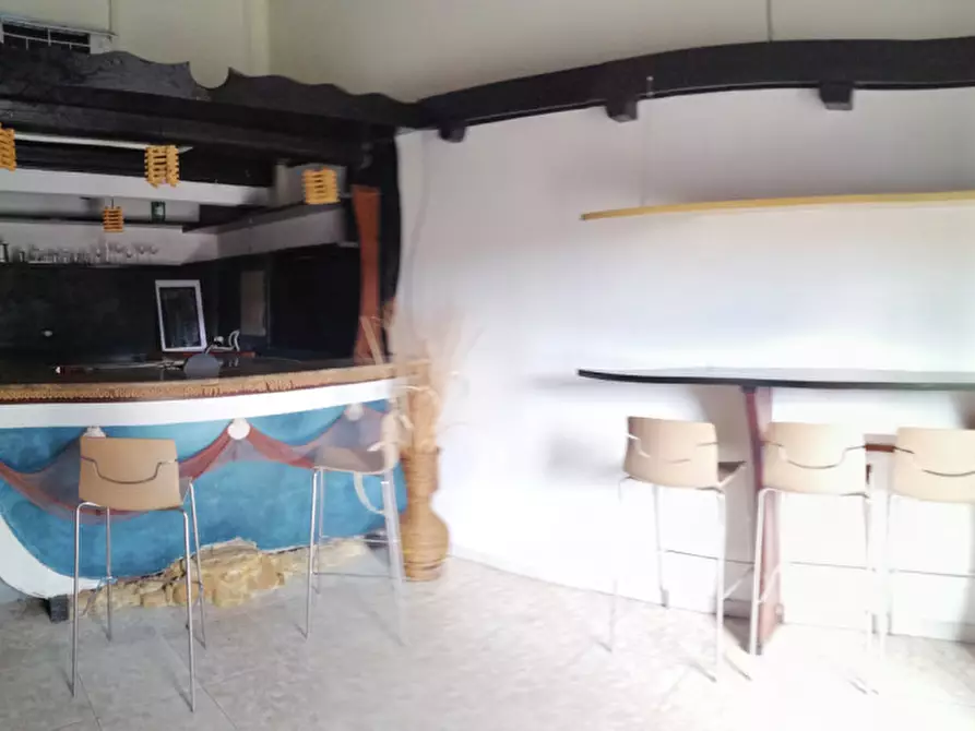 Immagine 22 di Negozio in affitto  in Tonnara a Avola