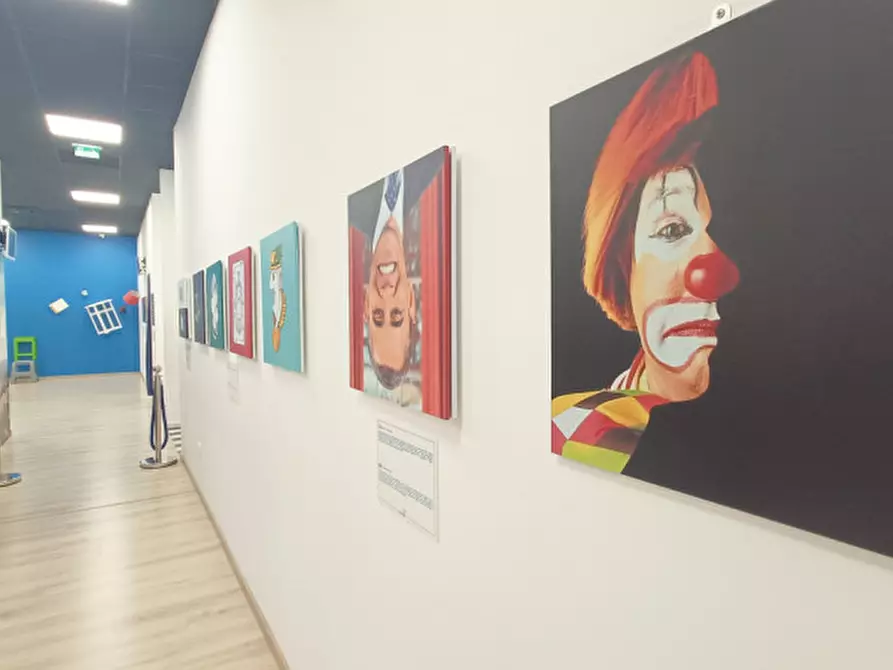 Immagine 14 di Attività commerciale in vendita  in via t. minniti a Milazzo