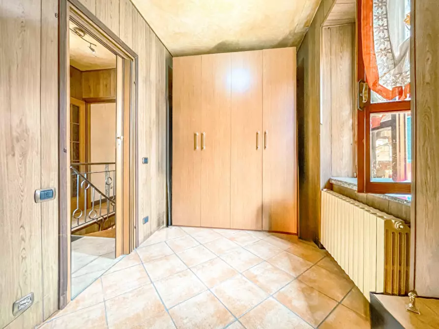 Immagine 13 di Villetta a schiera in vendita  in Via Monsignor Garga 2 a Cesara