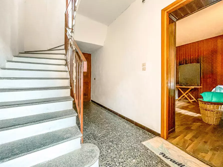 Immagine 19 di Villetta a schiera in vendita  in Via Monsignor Garga 2 a Cesara