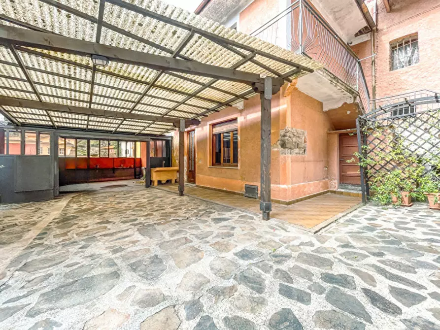 Immagine 23 di Villetta a schiera in vendita  in Via Monsignor Garga 2 a Cesara