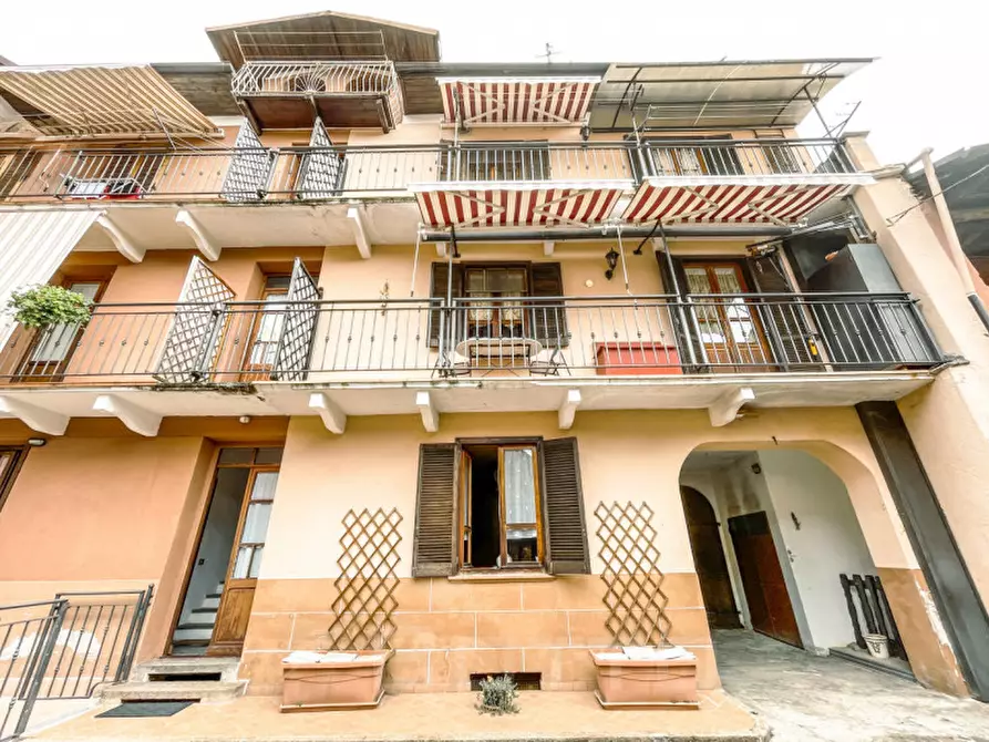 Immagine 27 di Villetta a schiera in vendita  in Via Monsignor Garga 2 a Cesara