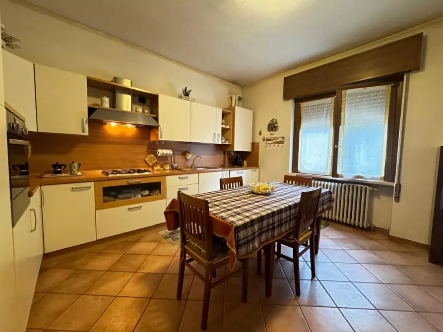 Immagine 2 di Appartamento in vendita  a Ghedi