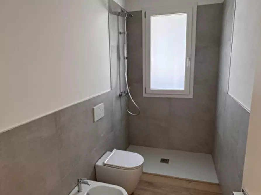 Immagine 5 di Appartamento in vendita  in Viale Ungheria a Thiene