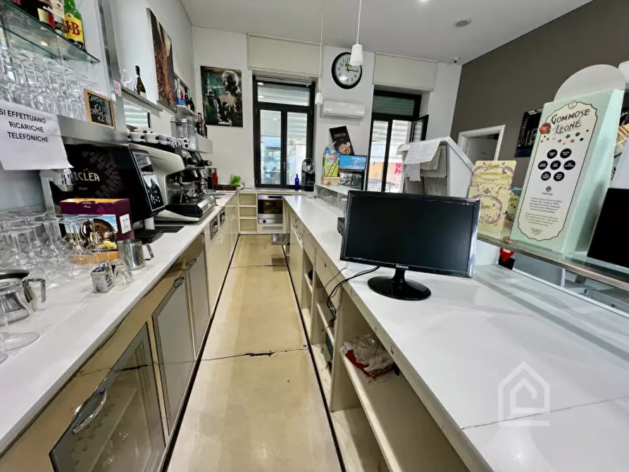 Immagine 13 di Attività commerciale in vendita  in Strada San Mauro 14 a Torino