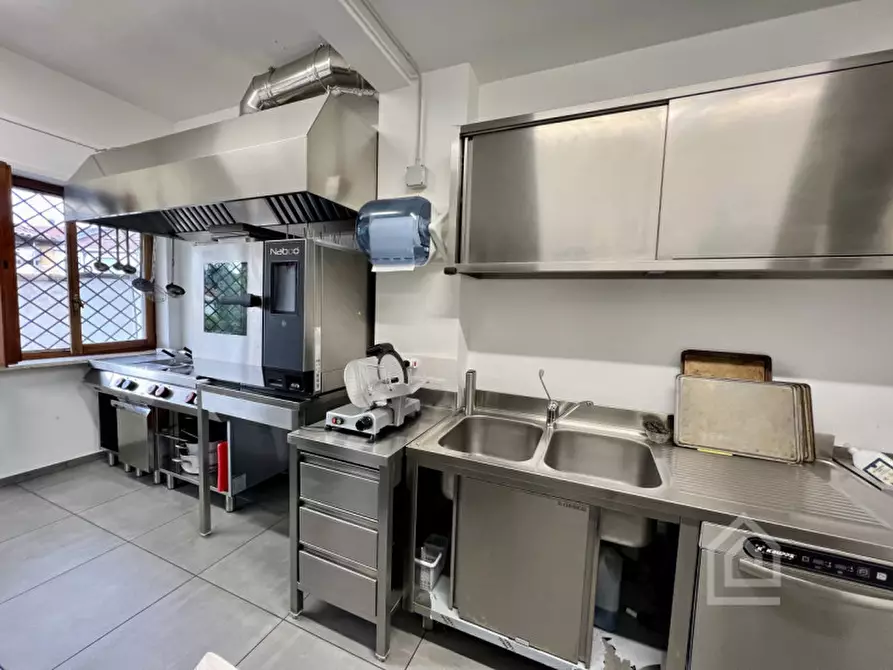 Immagine 20 di Attività commerciale in vendita  in Strada San Mauro 14 a Torino