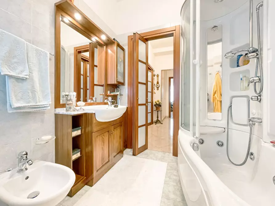 Immagine 21 di Appartamento in vendita  in Via Comoli, 88 a Omegna