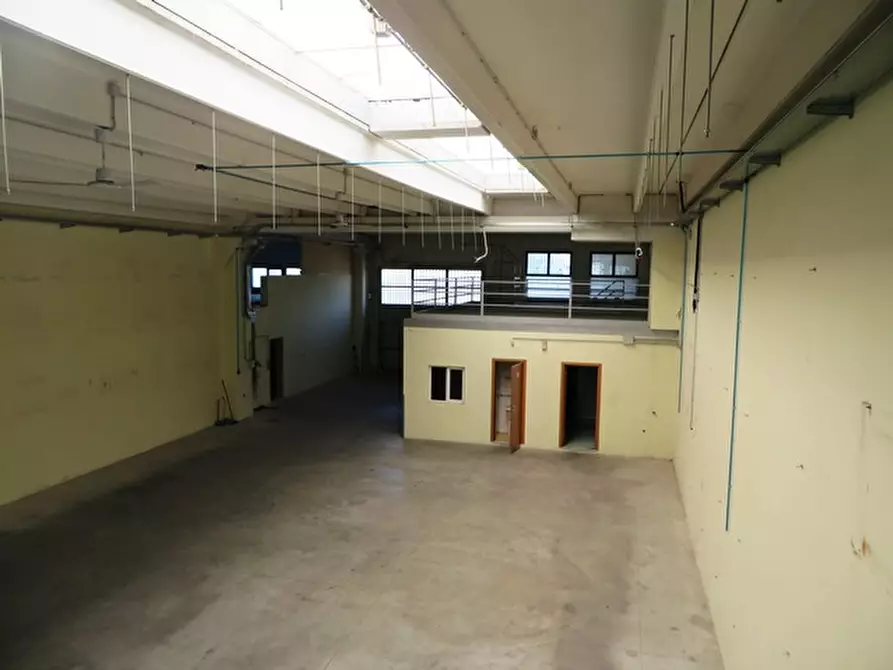 Immagine 14 di Capannone industriale in vendita  in VIA CALCINARO 2089/2095 a Cesena