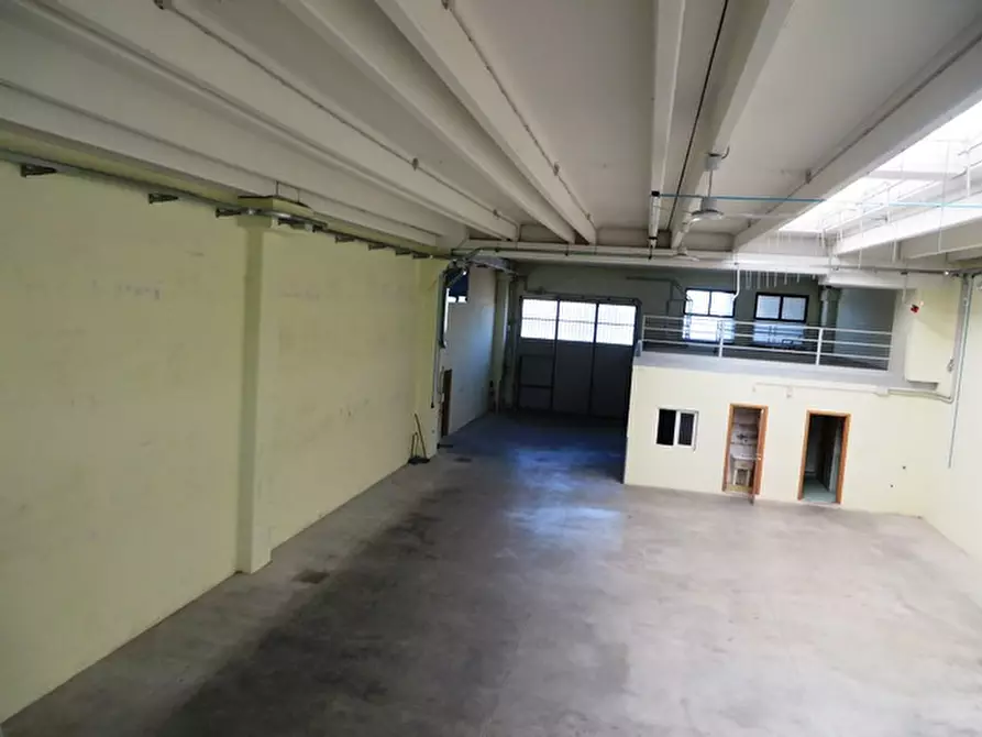 Immagine 15 di Capannone industriale in vendita  in VIA CALCINARO 2089/2095 a Cesena