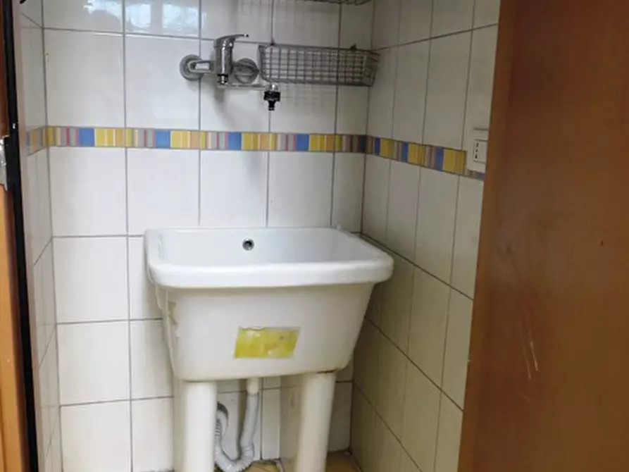 Immagine 17 di Capannone industriale in vendita  in VIA CALCINARO 2089/2095 a Cesena