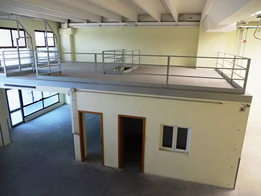 Immagine 29 di Capannone industriale in vendita  in VIA CALCINARO 2089/2095 a Cesena