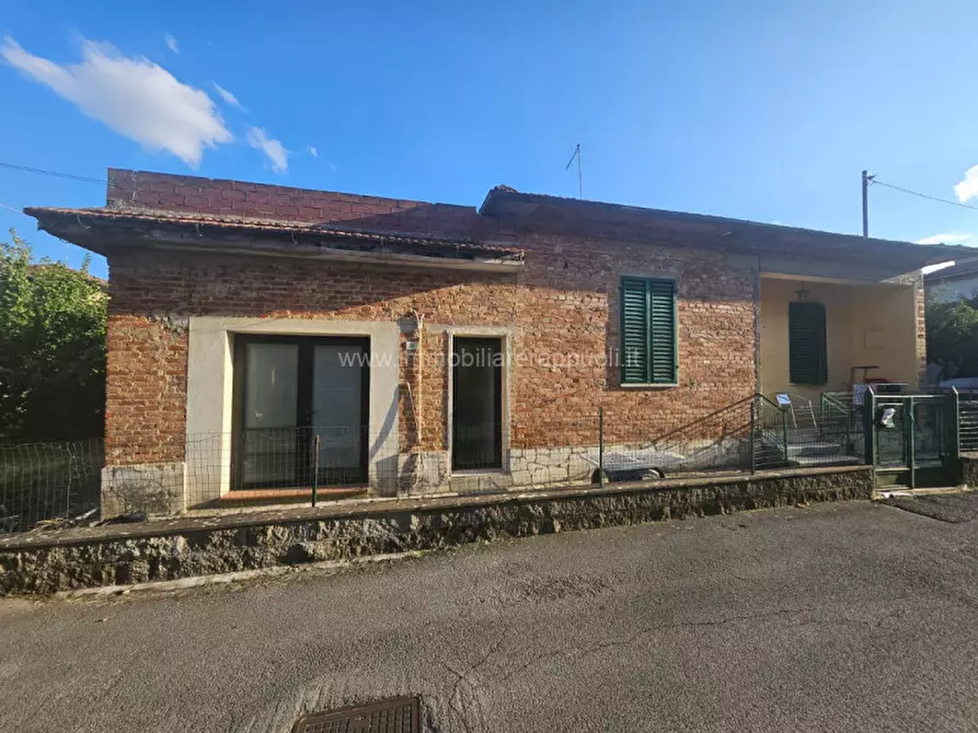 Immagine 1 di Casa indipendente in vendita  a Torrita Di Siena