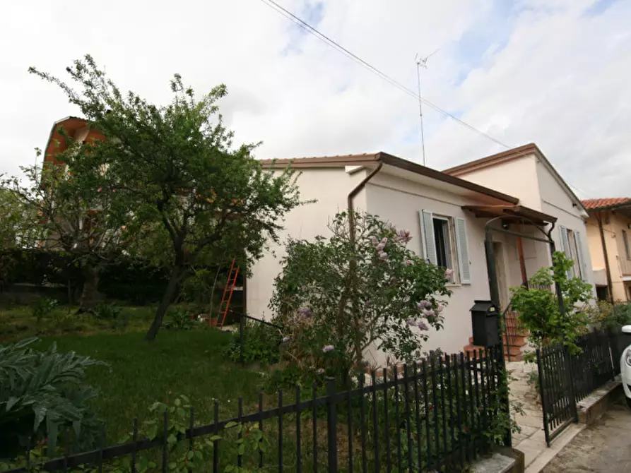 Immagine 16 di Casa indipendente in vendita  a Sinalunga
