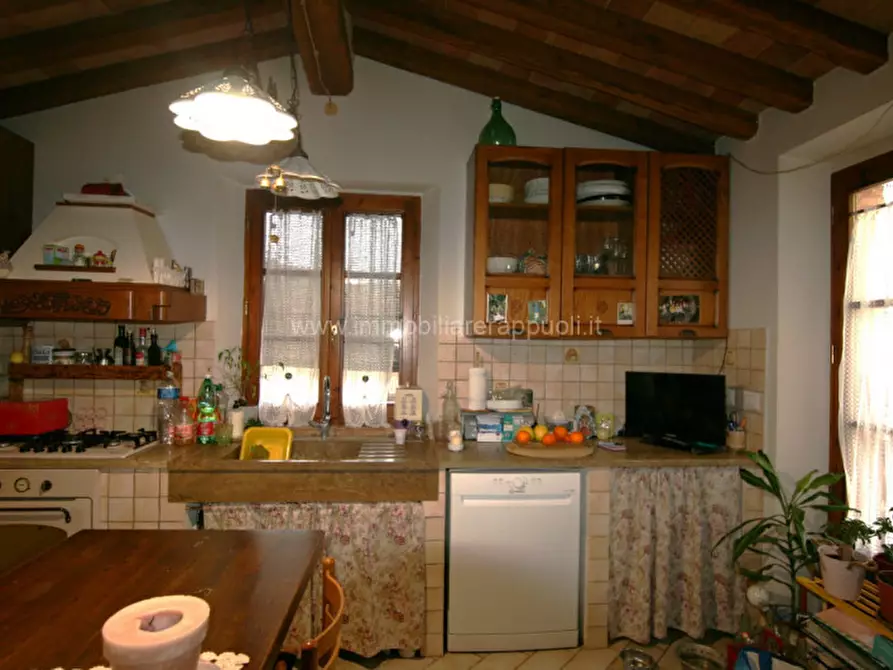 Immagine 1 di Appartamento in vendita  a Sinalunga