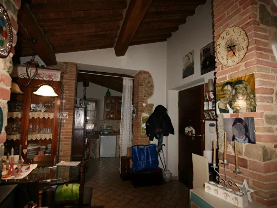 Immagine 7 di Appartamento in vendita  a Sinalunga