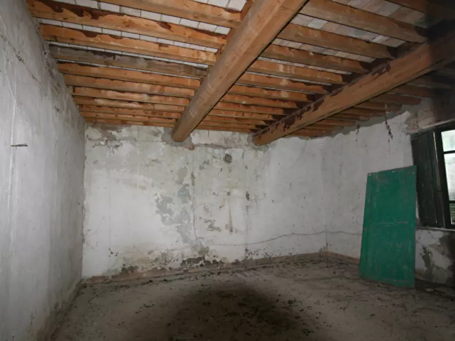 Immagine 13 di Rustico / casale in vendita  a Torrita Di Siena