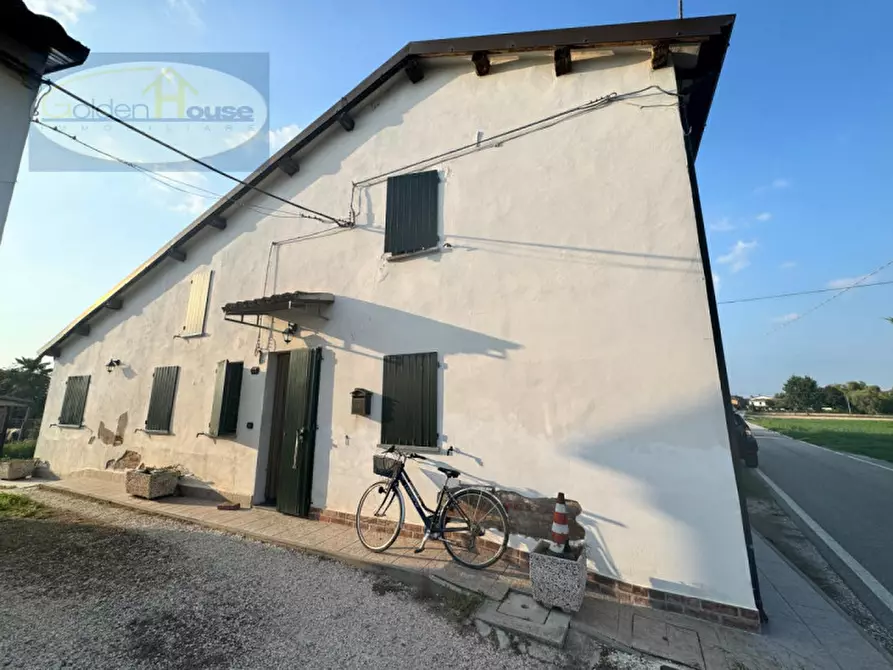 Immagine 1 di Casa indipendente in vendita  in Strada Valetta 81 a Argenta