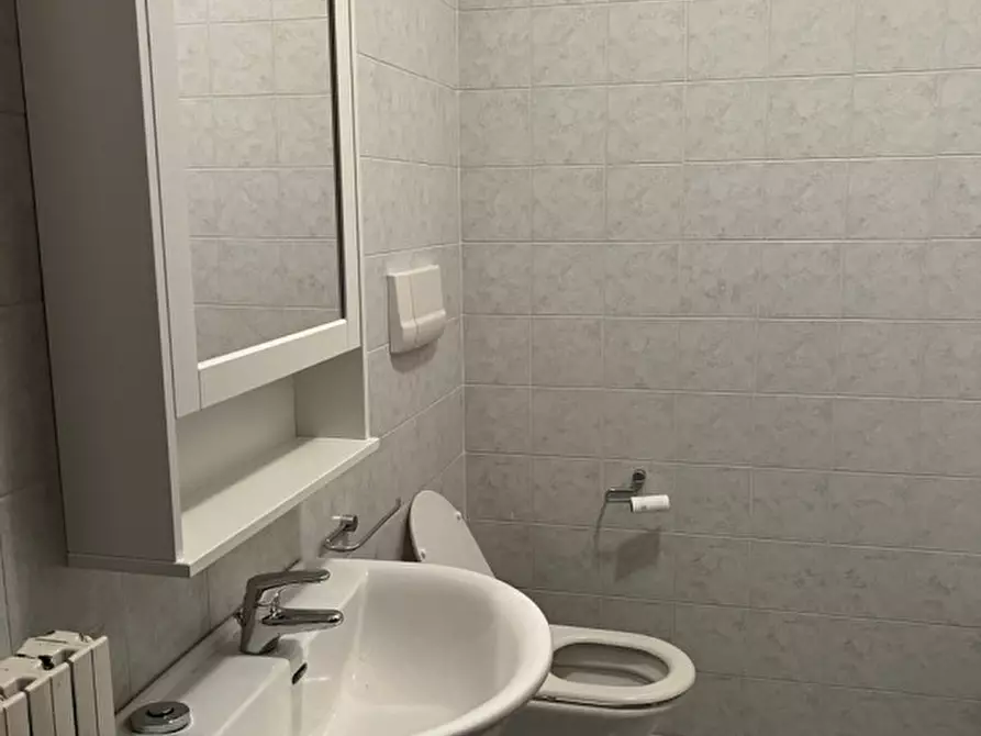 Immagine 10 di Camera in affitto  in Corso del popolo a Padova