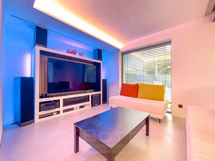 Immagine 13 di Appartamento in vendita  in via G. Susena 25 a Baveno