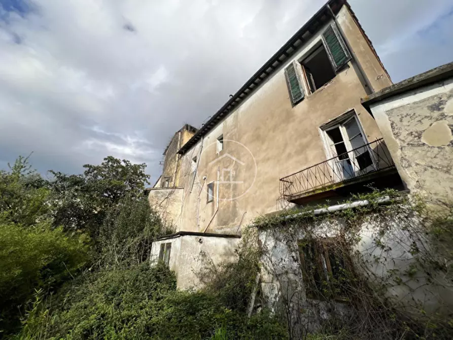 Immagine 3 di Rustico / casale in vendita  in Via dei Ciompi 60 a Sesto Fiorentino