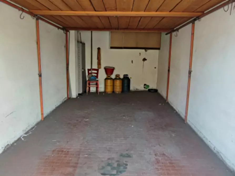 Immagine 3 di Garage in vendita  in via senatore ernestio marsaglia a San Remo