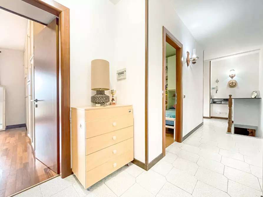 Immagine 25 di Appartamento in vendita  in via Fraccaroli 6 a Baveno