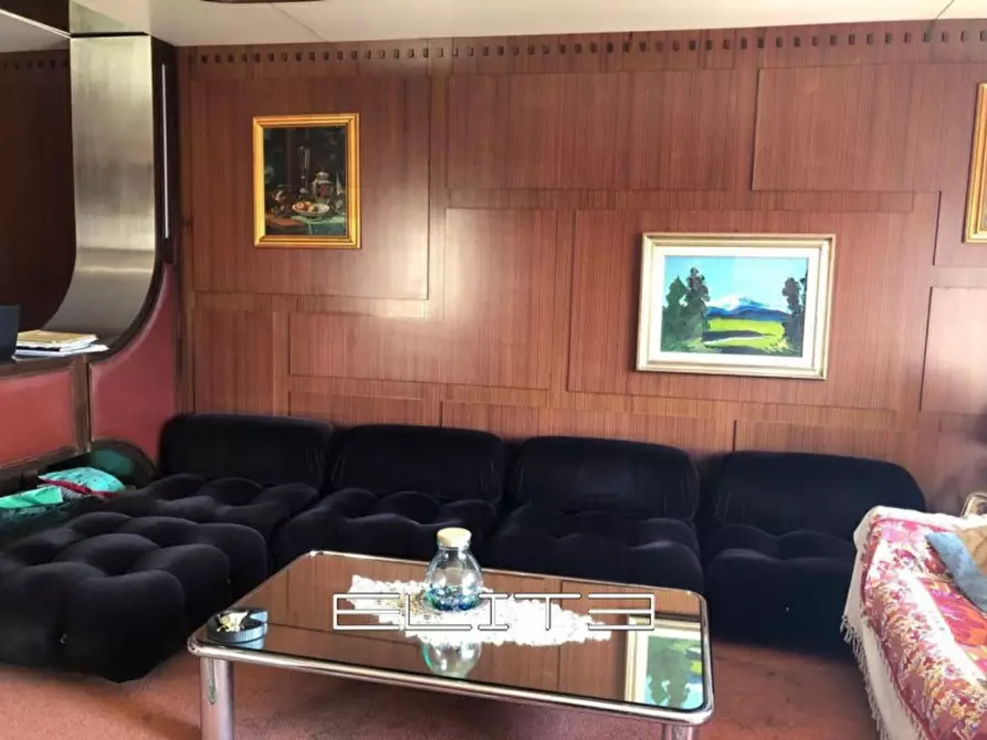 Immagine 3 di Appartamento in vendita  in VIA VENETO a Ancona