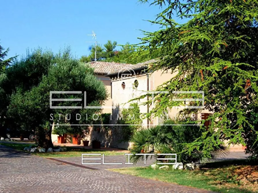 Immagine 17 di Villa in vendita  in VIA DEL CONERO a Ancona