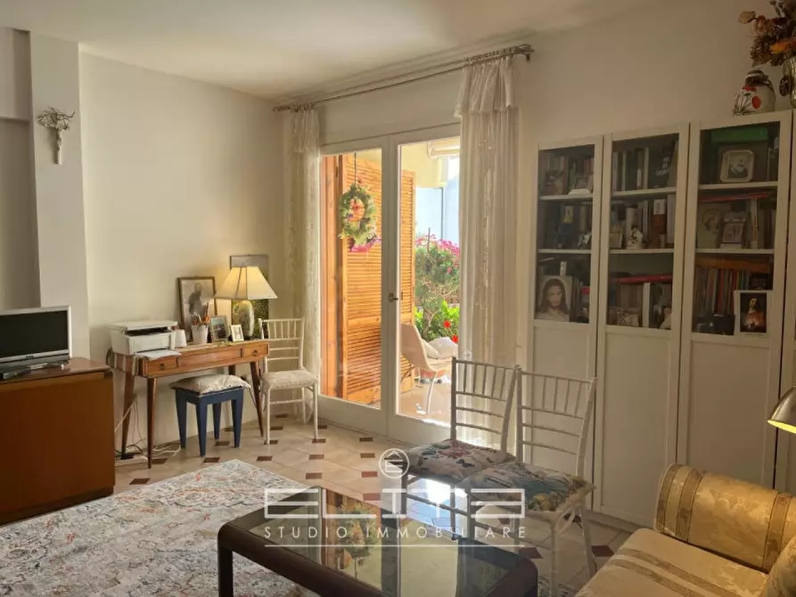 Immagine 3 di Appartamento in vendita  a Numana