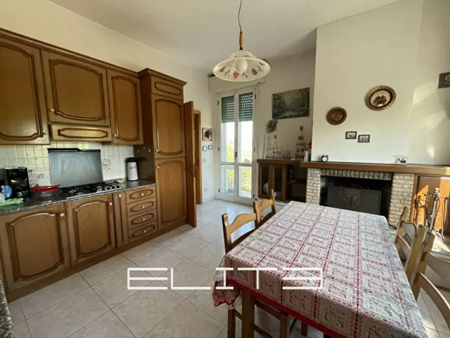 Immagine 7 di Casa indipendente in vendita  a Agugliano