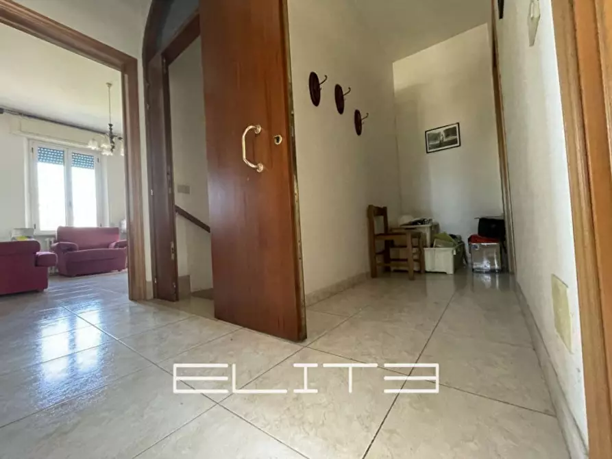 Immagine 10 di Casa indipendente in vendita  a Agugliano