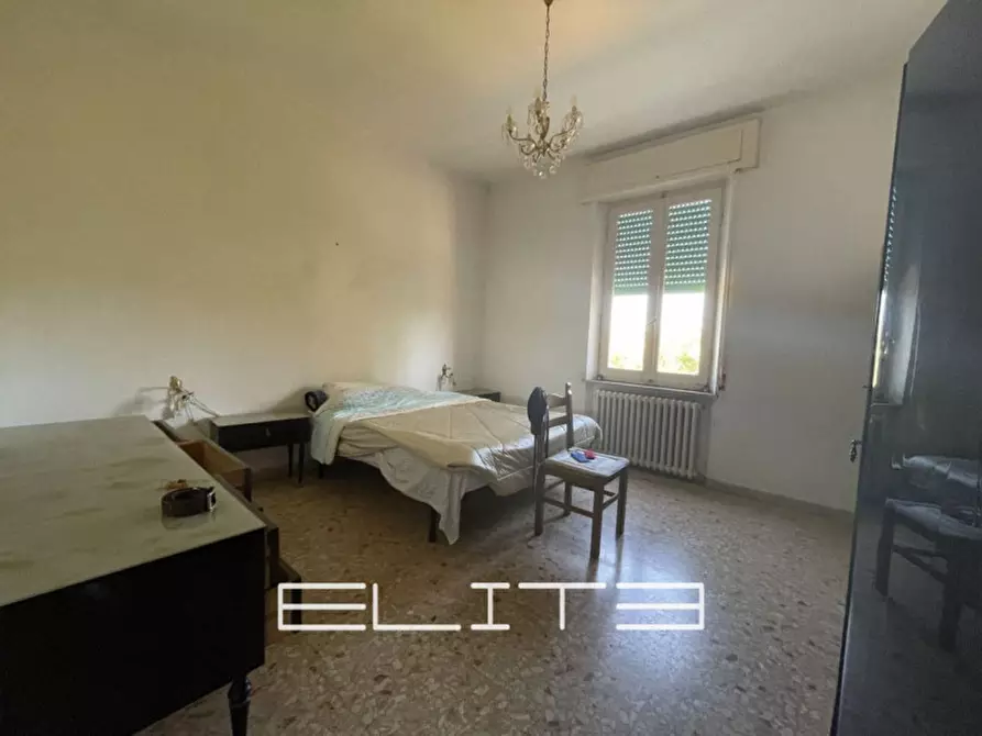 Immagine 13 di Casa indipendente in vendita  a Agugliano