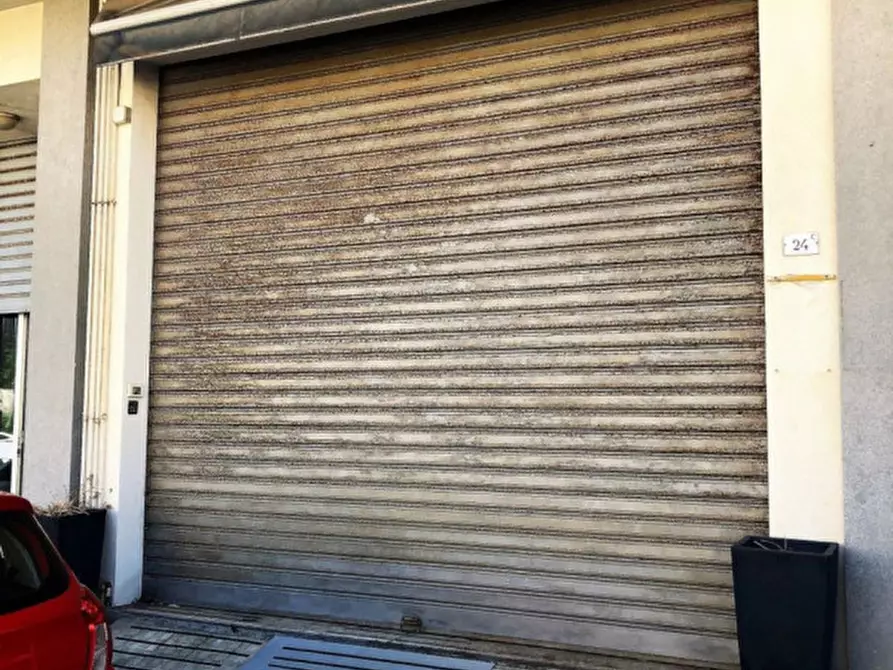 Immagine 2 di Capannone industriale in vendita  in via Matteo Ricci a Ancona