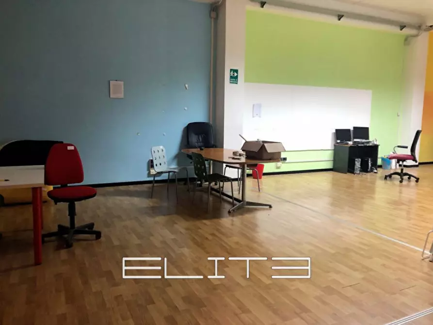 Immagine 5 di Capannone industriale in vendita  in via Matteo Ricci a Ancona