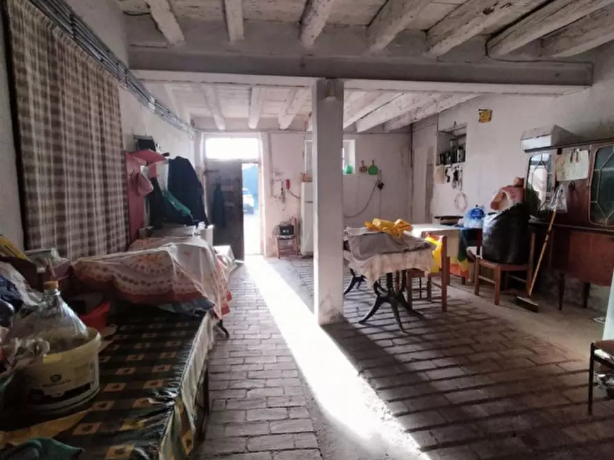 Immagine 11 di Rustico / casale in vendita  a Recanati