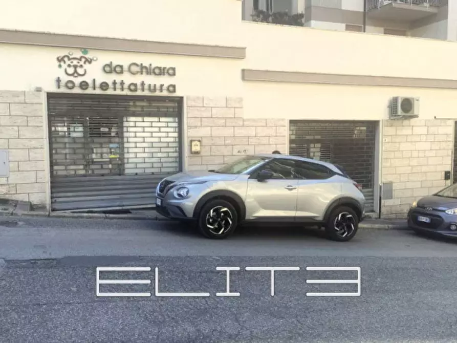 Immagine 1 di Negozio in vendita  in VIA SANTA MARGHERITA a Ancona