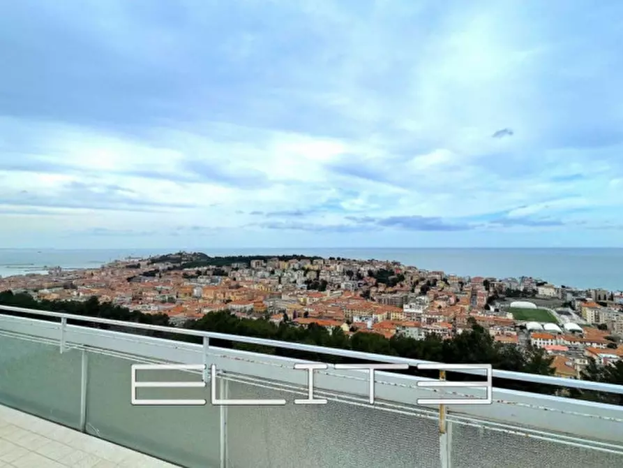 Immagine 1 di Appartamento in vendita  in VIA ANGELINI a Ancona