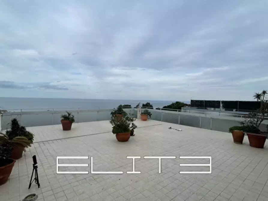 Immagine 3 di Appartamento in vendita  in VIA ANGELINI a Ancona