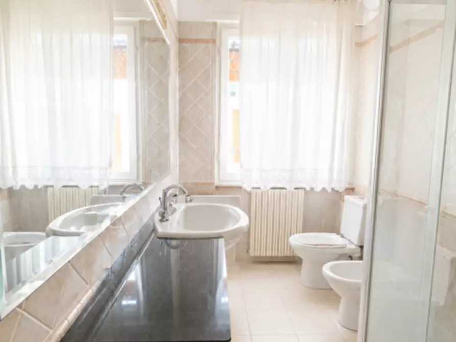 Immagine 9 di Appartamento in vendita  in VIA ANGELINI a Ancona