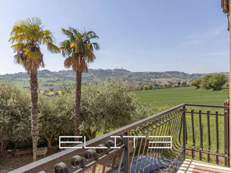 Immagine 1 di Casa indipendente in vendita  in SAN BIAGIO a Osimo