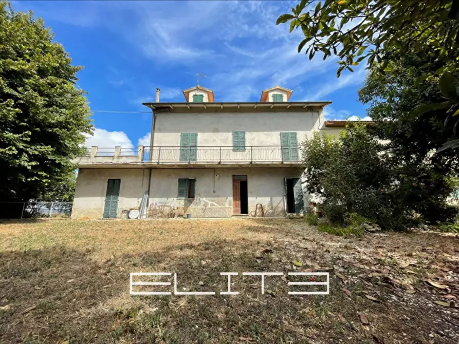 Immagine 2 di Casa indipendente in vendita  a Filottrano