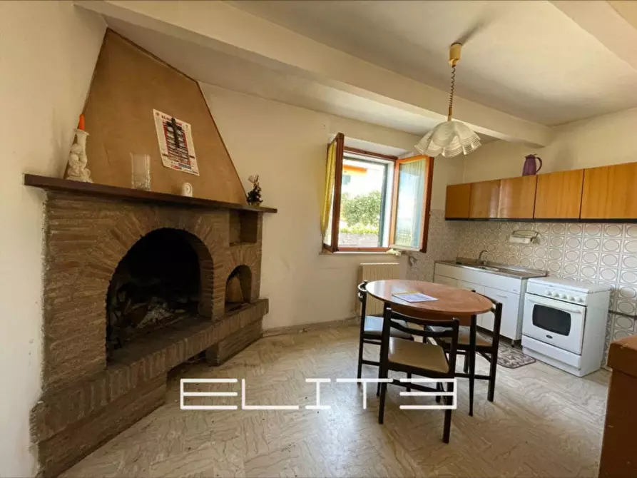 Immagine 7 di Casa indipendente in vendita  a Filottrano