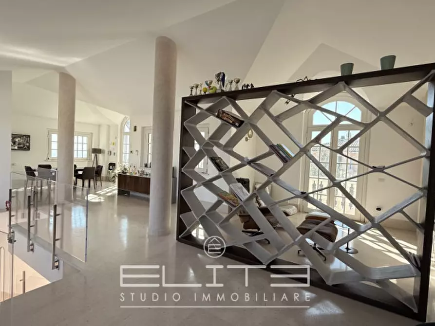 Immagine 8 di Villa in vendita  in via degli olmi a Porto Recanati