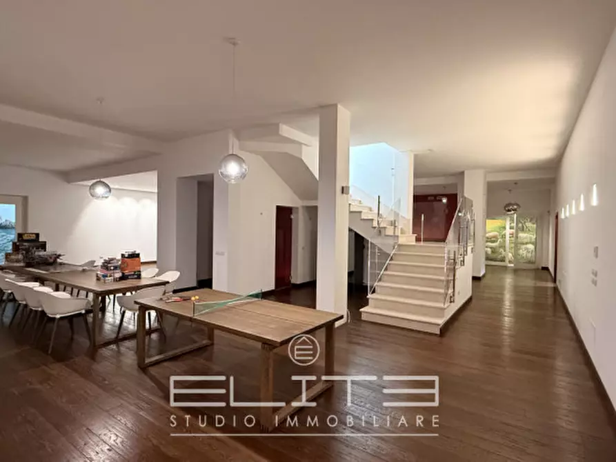 Immagine 23 di Villa in vendita  in via degli olmi a Porto Recanati