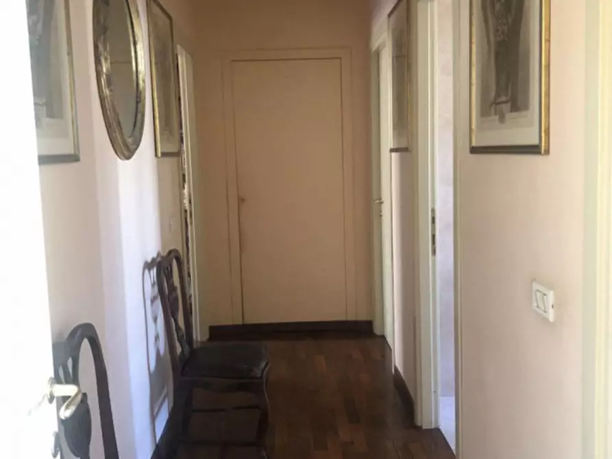 Immagine 5 di Appartamento in vendita  in PIAZZA ROMA a Ancona